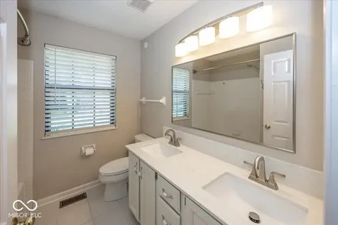 11179 Avery Row Fishers IN 46038