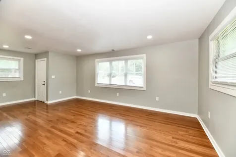 3034 E 35th Street Indianapolis IN 46218