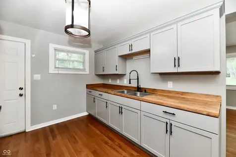 3034 E 35th Street Indianapolis IN 46218