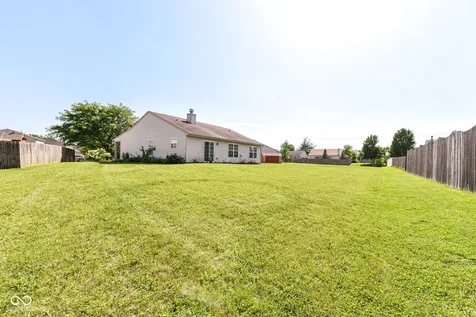 1214 Stonebridge Drive Anderson IN 46013