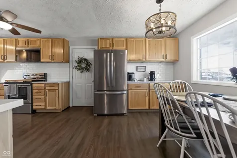 4758 E Hadley Road Mooresville IN 46158