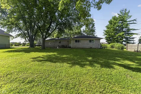 4758 E Hadley Road Mooresville IN 46158