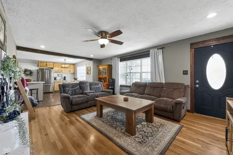 4758 E Hadley Road Mooresville IN 46158