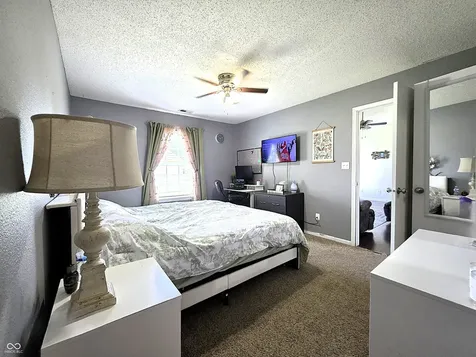 49 Meadow Creek East Boulevard Whiteland IN 46184