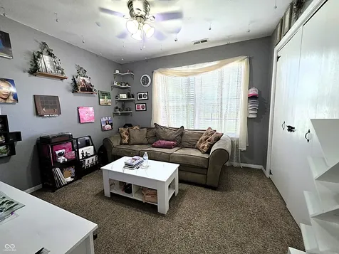 49 Meadow Creek East Boulevard Whiteland IN 46184