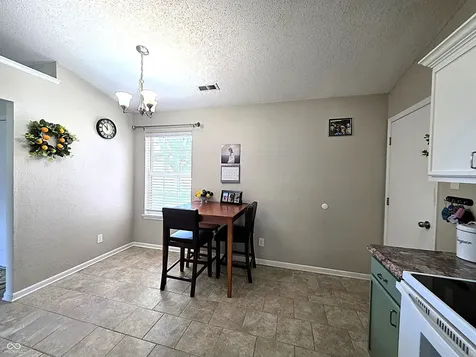 49 Meadow Creek East Boulevard Whiteland IN 46184