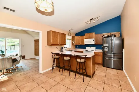 153 W Foxwood Drive Brownsburg IN 46112