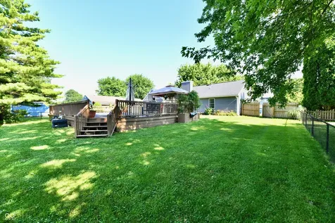 153 W Foxwood Drive Brownsburg IN 46112