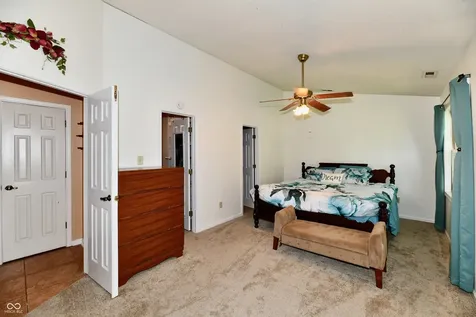 153 W Foxwood Drive Brownsburg IN 46112