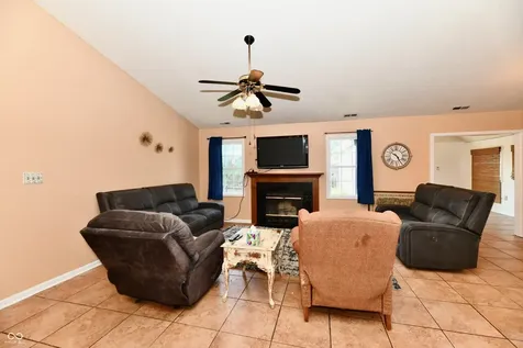 153 W Foxwood Drive Brownsburg IN 46112
