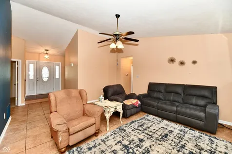 153 W Foxwood Drive Brownsburg IN 46112