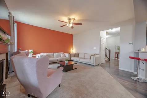 2483 Shadow Bend Drive Columbus IN 47201