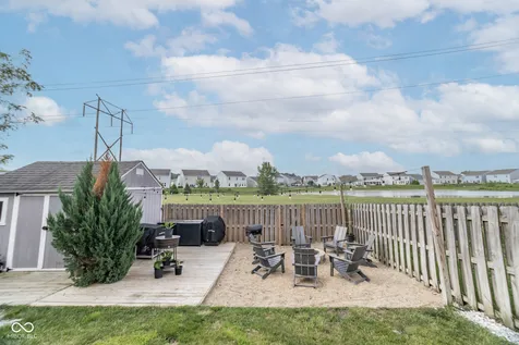 2483 Shadow Bend Drive Columbus IN 47201