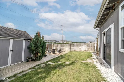 2483 Shadow Bend Drive Columbus IN 47201
