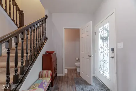 2483 Shadow Bend Drive Columbus IN 47201