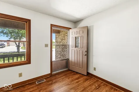 397 Schoolhouse Lane Bargersville IN 46106