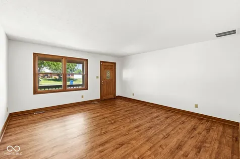 397 Schoolhouse Lane Bargersville IN 46106