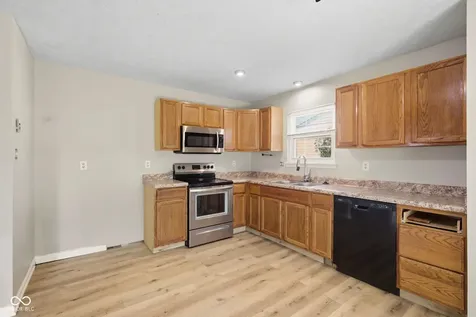 5854 Brouse Indianapolis IN 46237