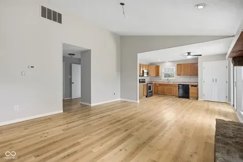 5854 Brouse Indianapolis IN 46237