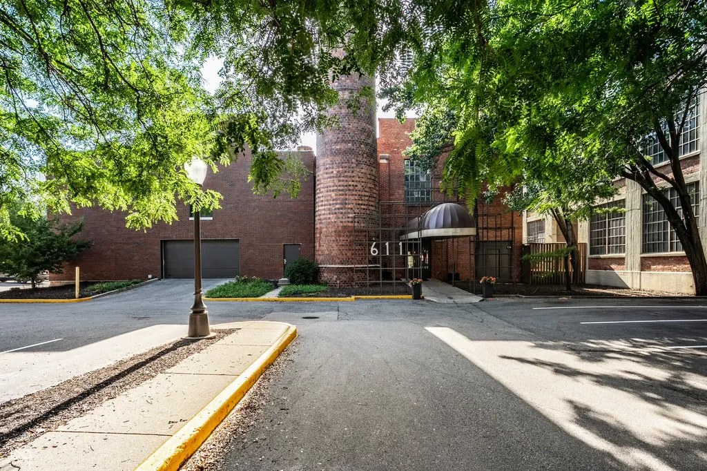 611 N Park Avenue Indianapolis IN 46204