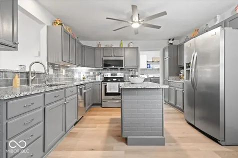 5450 Bracken Drive Indianapolis IN 46239
