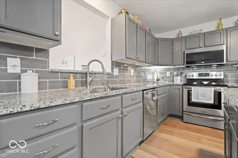 5450 Bracken Drive Indianapolis IN 46239