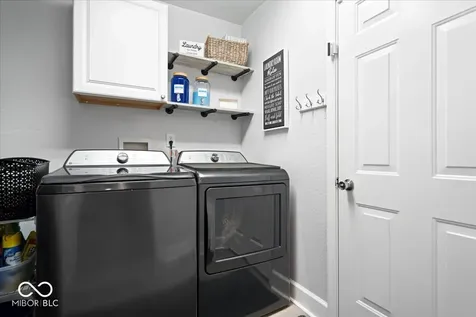 5450 Bracken Drive Indianapolis IN 46239