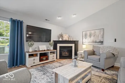5450 Bracken Drive Indianapolis IN 46239