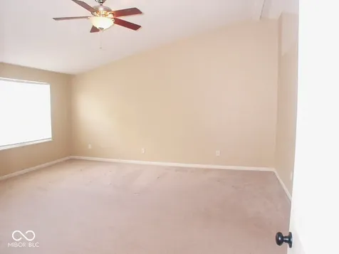 2451 S Woodgrove Way New Palestine IN 46163