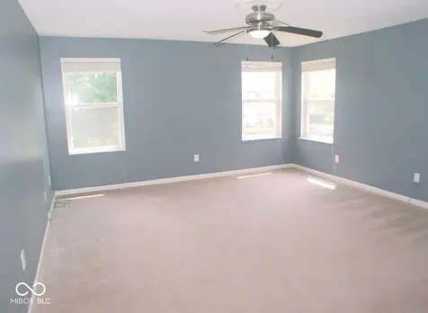2451 S Woodgrove Way New Palestine IN 46163