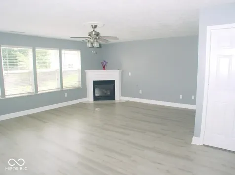 2451 S Woodgrove Way New Palestine IN 46163