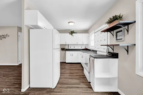 2817 Streamside Drive Columbus IN 47203