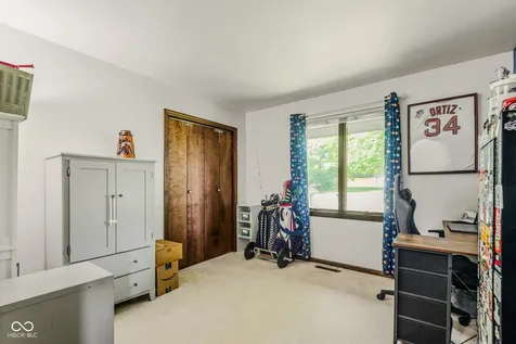 9182 N Cherry Hills Drive Columbus IN 47201