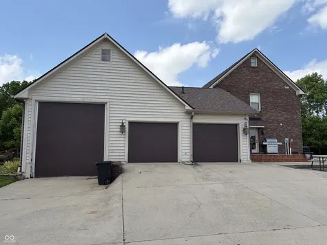 10211 Hidden Meadow Lane Indianapolis IN 46229