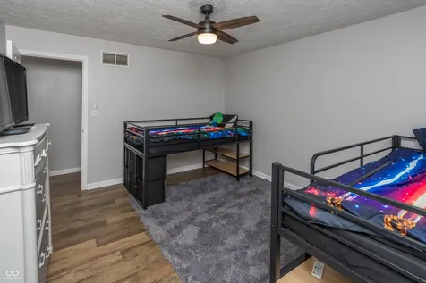 140 Appletree Row Greenwood IN 46142