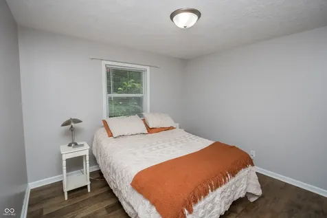 140 Appletree Row Greenwood IN 46142