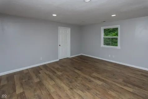 140 Appletree Row Greenwood IN 46142