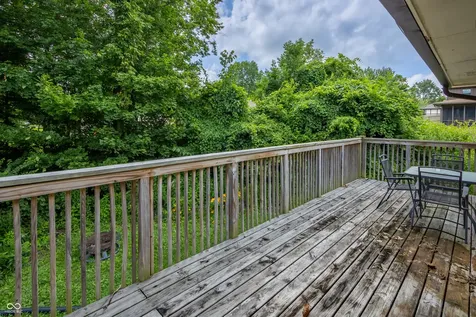 140 Appletree Row Greenwood IN 46142