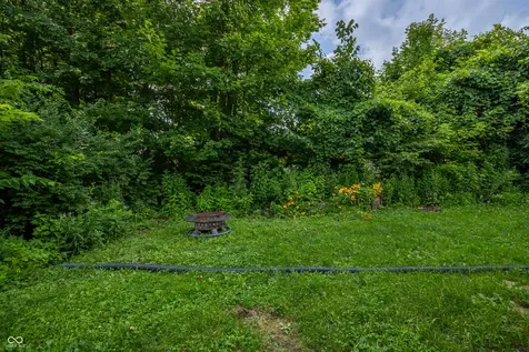 140 Appletree Row Greenwood IN 46142
