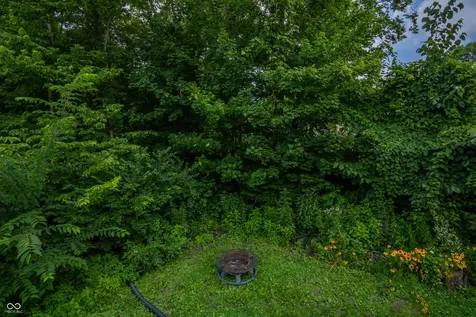 140 Appletree Row Greenwood IN 46142