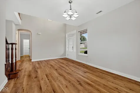 914 Peacehaven Place Westfield IN 46074