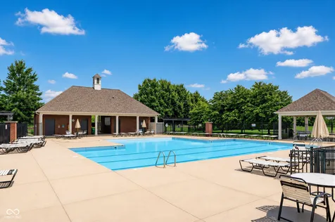 914 Peacehaven Place Westfield IN 46074