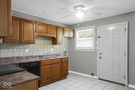7387 E 54th Street Lawrence IN 46226
