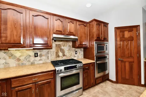 1324 Eagle Valley Drive Greenwood IN 46143