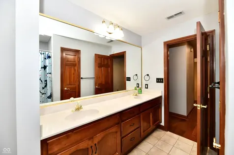 1324 Eagle Valley Drive Greenwood IN 46143
