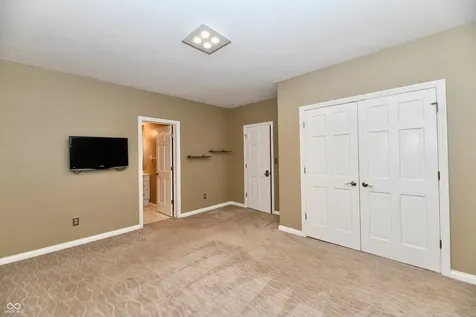 1324 Eagle Valley Drive Greenwood IN 46143