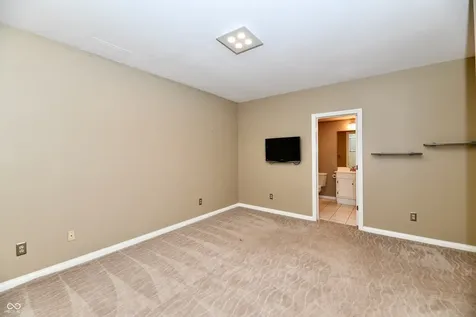 1324 Eagle Valley Drive Greenwood IN 46143