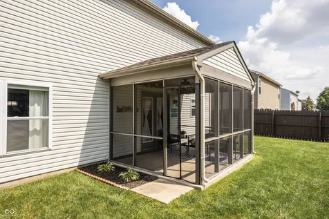 1174 Liberty Drive Indianapolis IN 46234