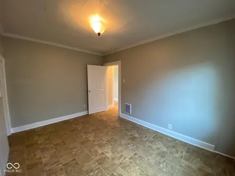 1202 E 8th Anderson IN 46012