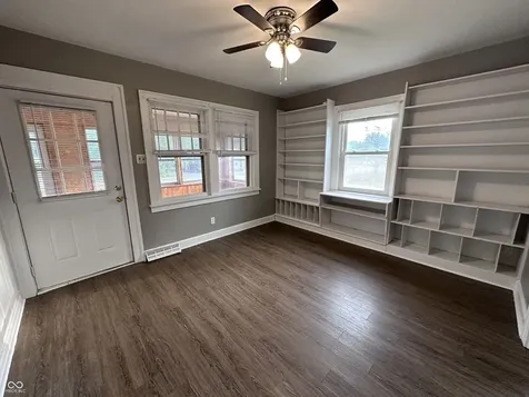 1202 E 8th Anderson IN 46012